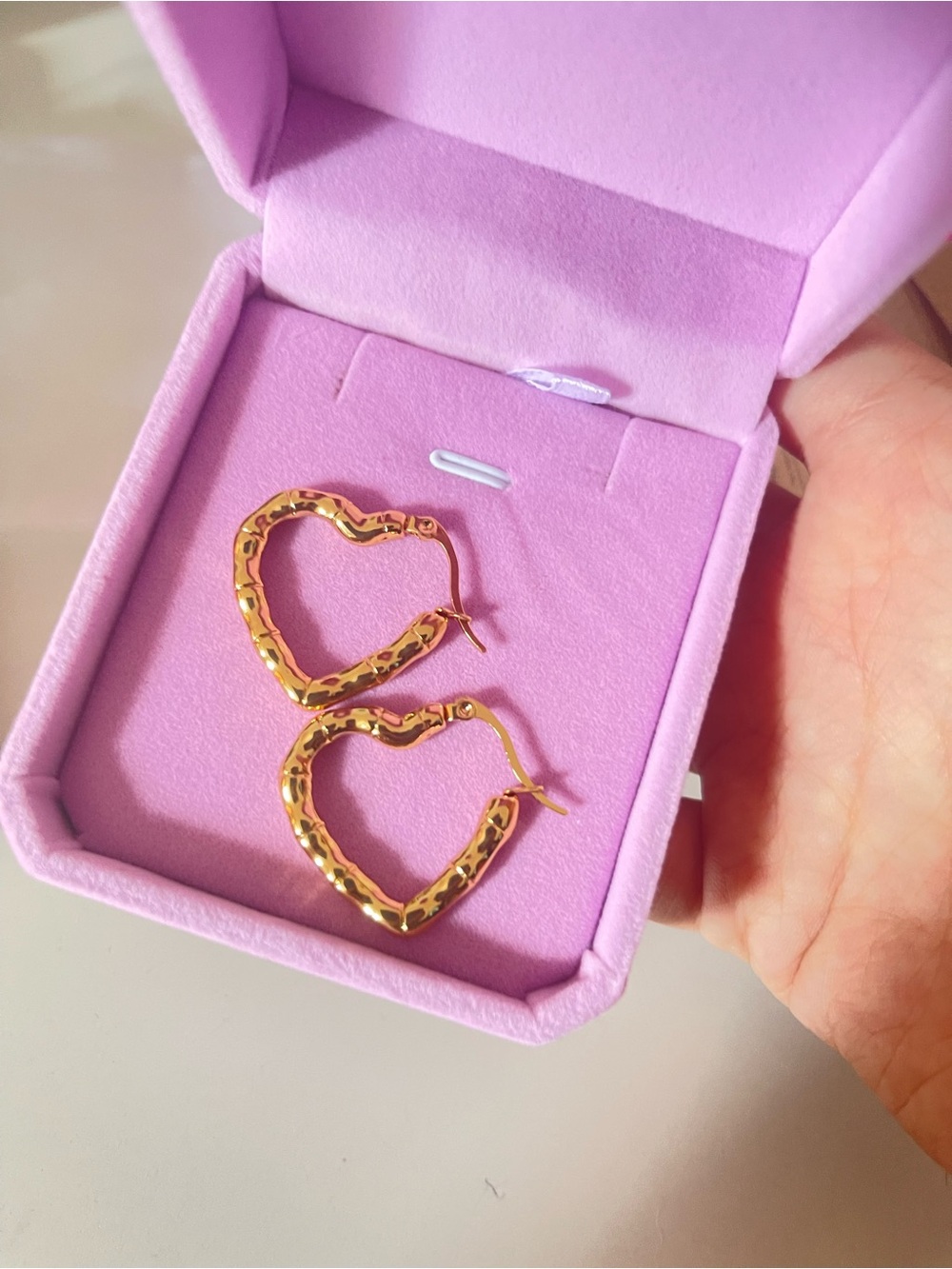 Gold Heart-Shaped Textured Hoop Earrings for Women - Picture 3 of 4
